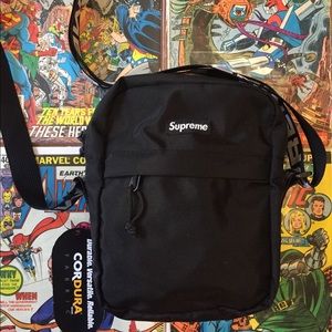 Supreme Shoulder Bag SS18